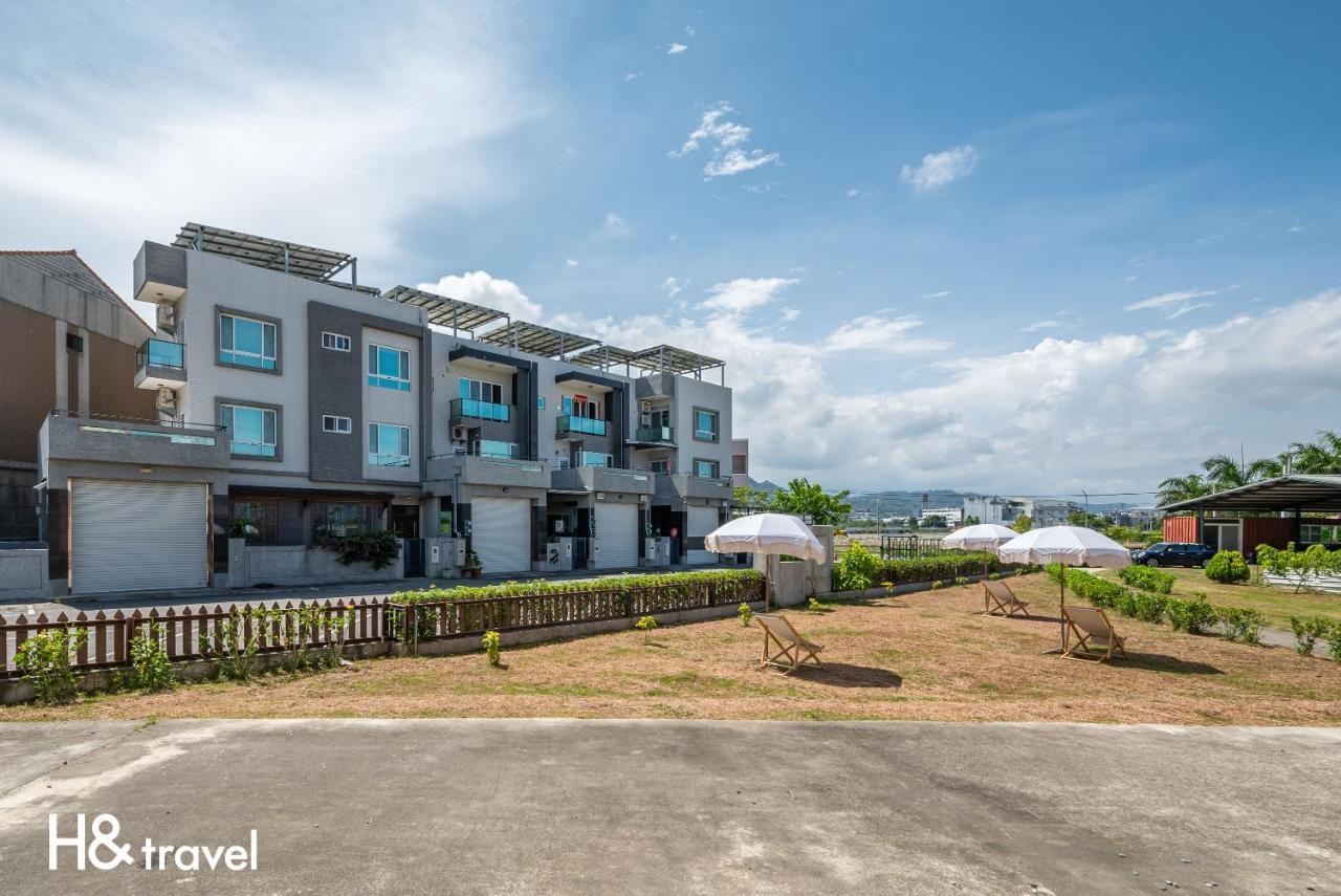 Taitung Rainbow Pet Friendly Maison Resort Bagian luar foto