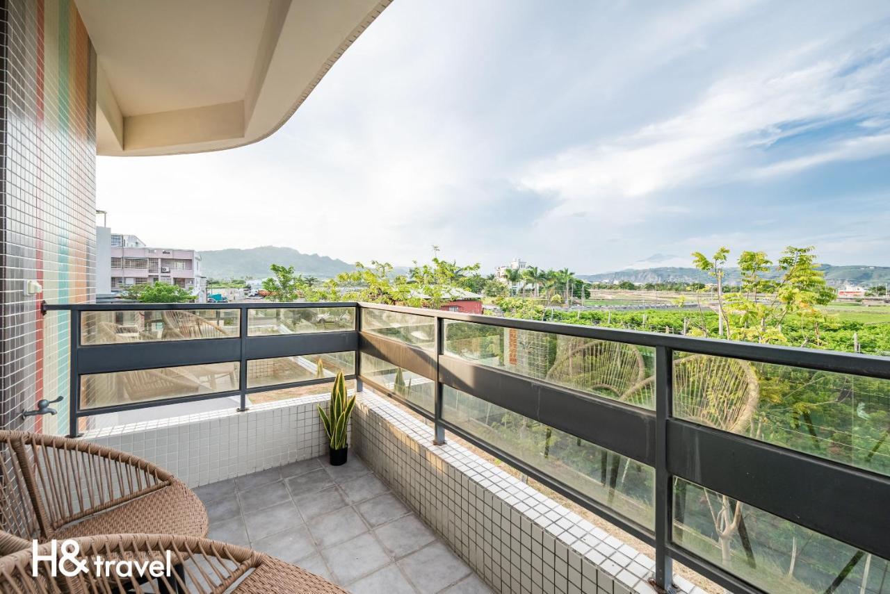 Taitung Rainbow Pet Friendly Maison Resort Bagian luar foto
